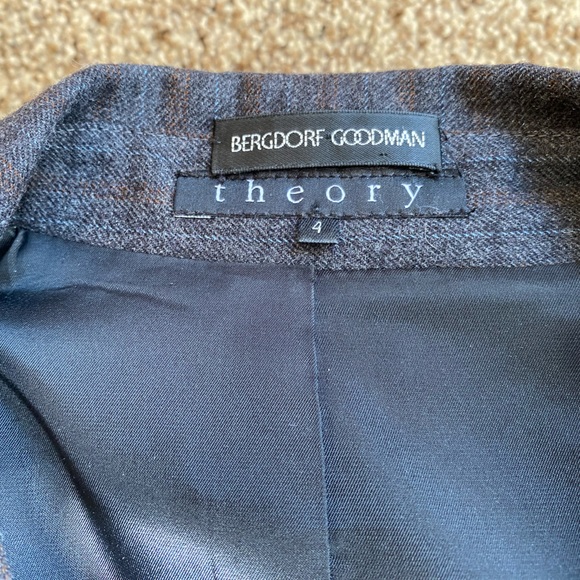 Theory jacket from Bergdorf Goodman. Wool blended blazer charcoal-brown stripes - Picture 5 of 6